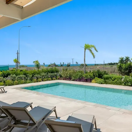 Villa Serenity Waves 17 Larnaka