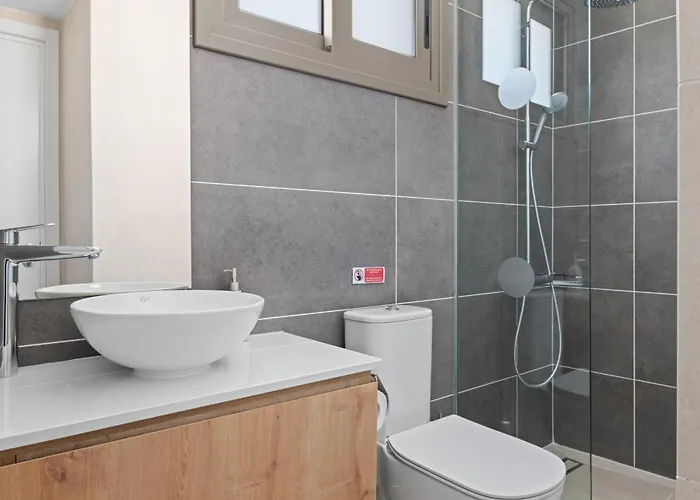 Serenity Waves 17 Villa *